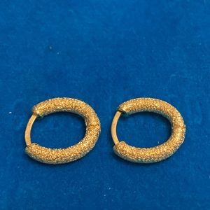 Carolina Bucci 18k gold hoop earrings